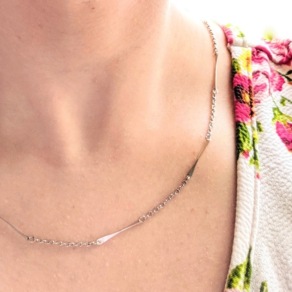 Petite Unique Chain Necklace - Picture 1 of 3